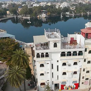Multiple Stories, Hostel Udaipur
